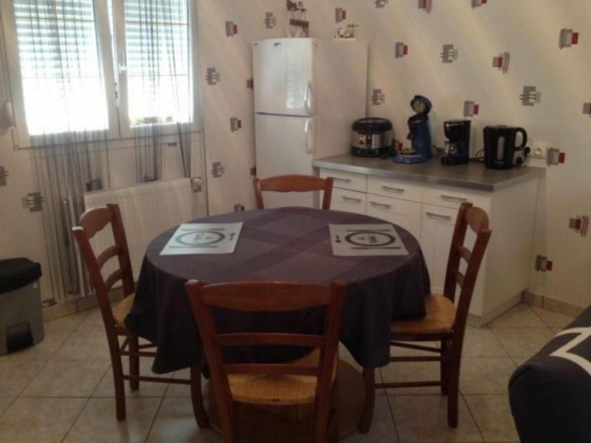 Charmant Gite A Etain, Tout Inclus, Proche Verdun Avec Terrasse Et Parking - Fr-1-585-3 Exteriér fotografie